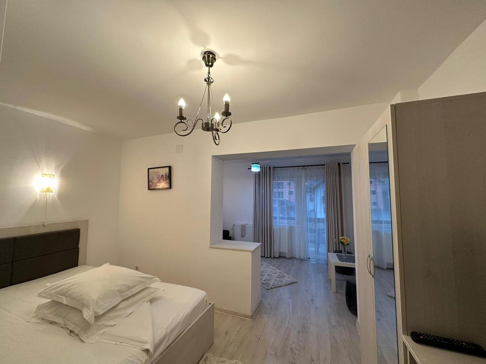 Hotel Casuta De Langa Izvor Moeciu De Sus Exteriér fotografie